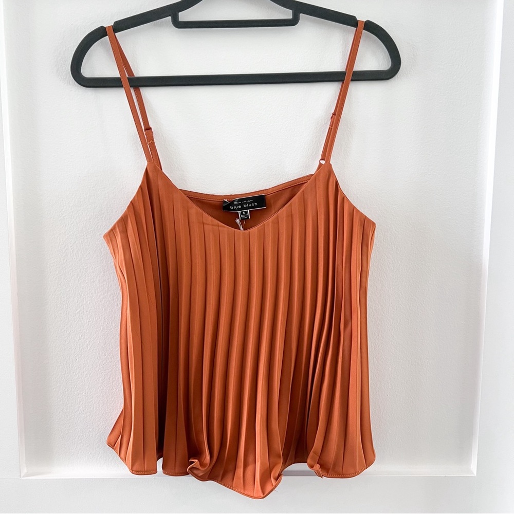 NWT - Pleated cami tank top